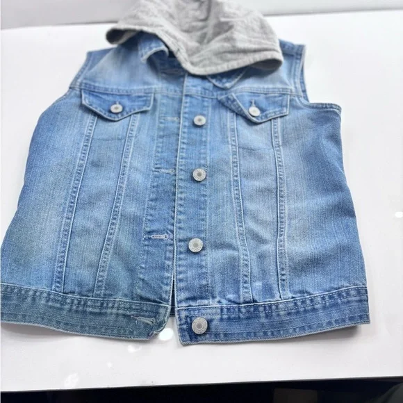 Girls 1989 Place Denim Jacket with Gray Hoodie 🌟 - Picture 8 of 9
